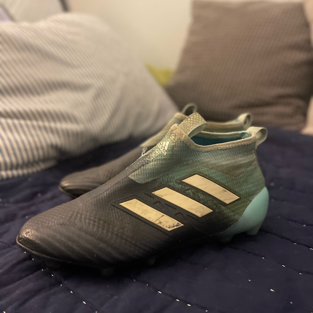 ADDIDAS ACES 17.1 USED